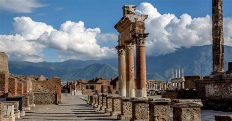 lost city pompeii|Pompeii .